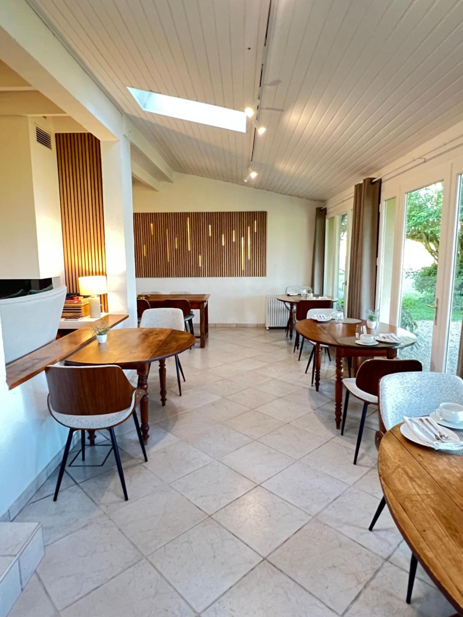 La Gomerie D'hotes Bed & Breakfast